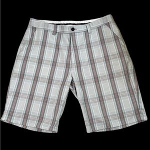 TRAVIS MATHEW Plaid Golf Shorts Grey Red Blue White Men's Size 36 x 10